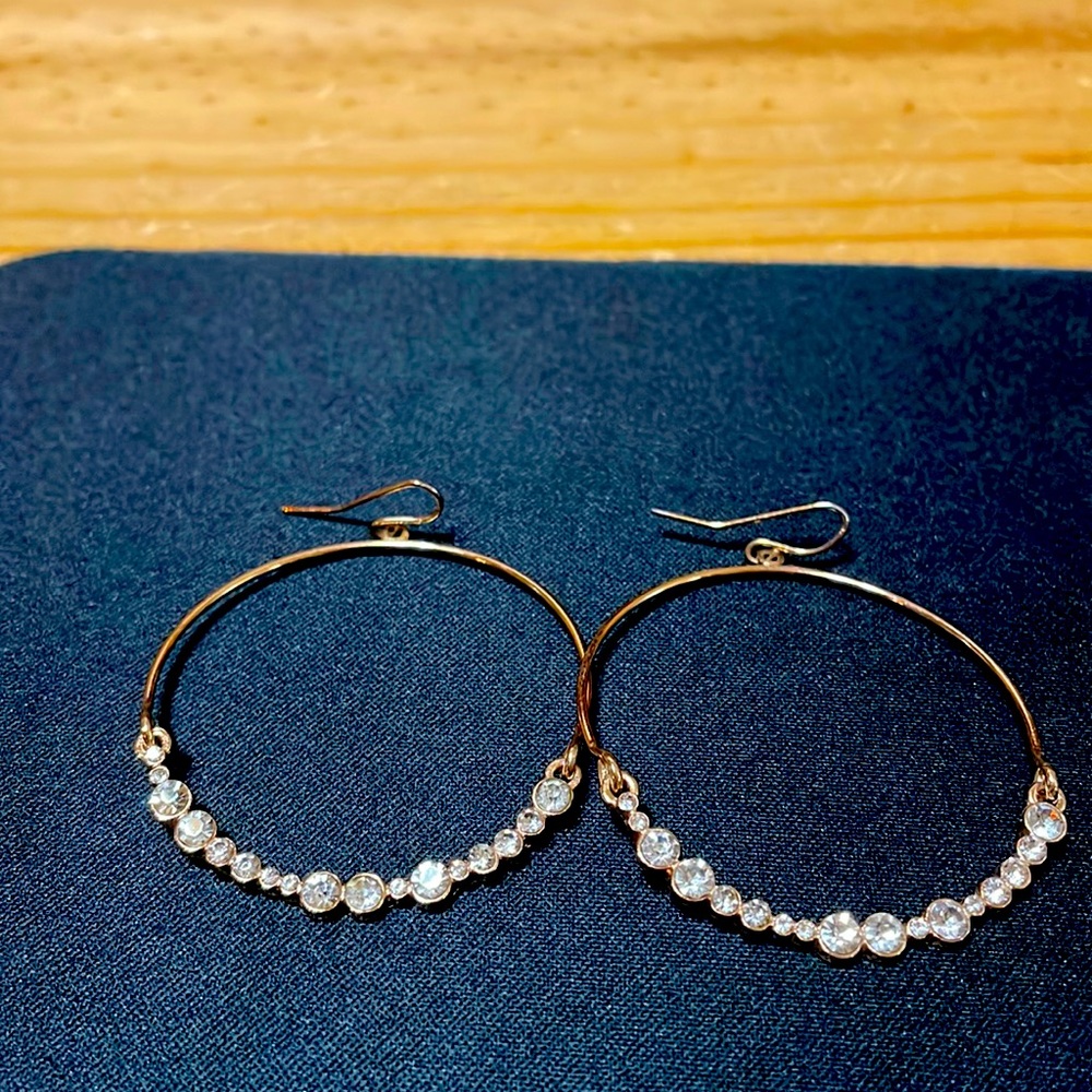 Gold hoops earrings